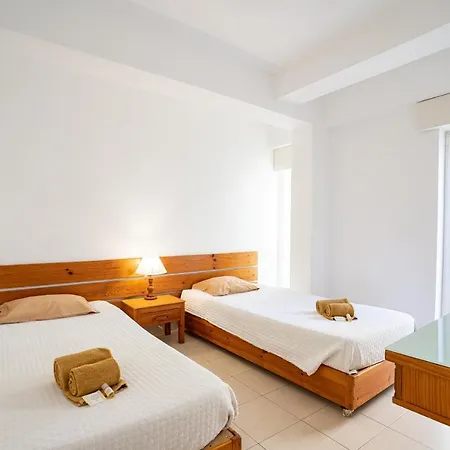 Edificio Sequeira - Local By Umbral * אלבופיירה