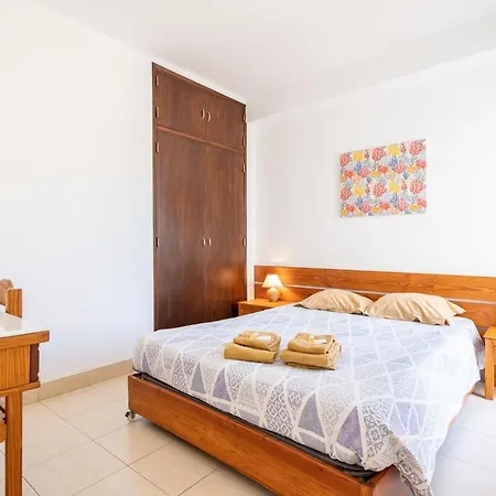 Edificio Sequeira - Local By Umbral